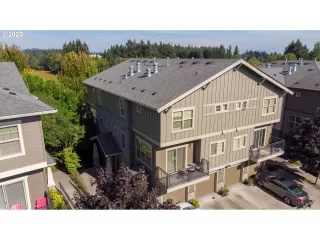 Photo #2: 20076303 Listing 