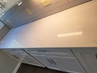 Photo #4: 20076493 Listing