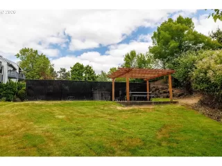 Photo #4: 200766841 Listing 