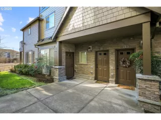 Photo #3: 20076807 Listing