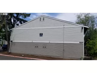 Photo #5: 20077017 Listing