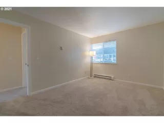 Photo #2: 20078026 Listing