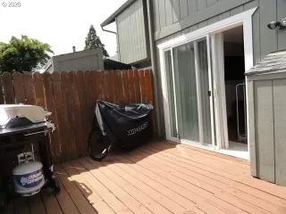 Photo #3: 20079810 Listing 