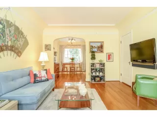 Photo #6: 20081073 Listing
