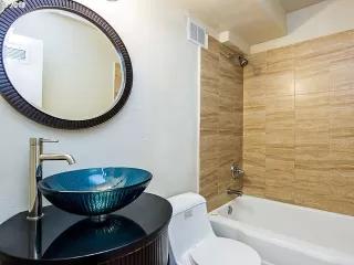 Photo #5: 20083181 Listing