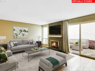 Photo #6: 20084386 Listing