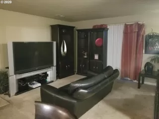 Photo #2: 20084761 Listing 