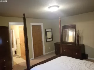 Photo #6: 20084761 Listing 