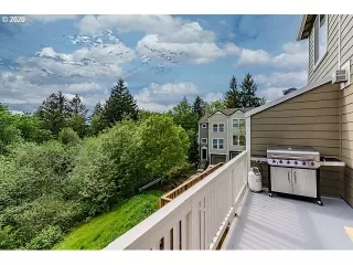 Photo #2: 20086120 Listing 