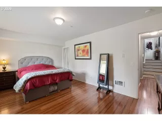 Photo #6: 20086120 Listing 