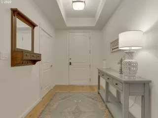 Photo #2: 20086277 Listing