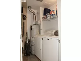 Photo #5: 20086823 Listing