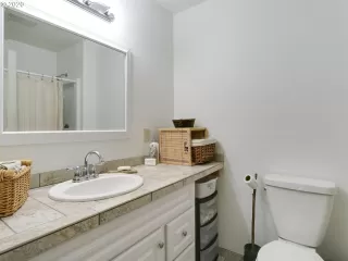 Photo #1: 20087377 Listing 