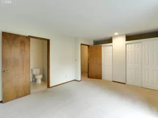 Photo #4: 20087377 Listing 