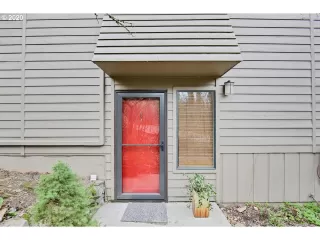 Photo #2: 20087900 Listing