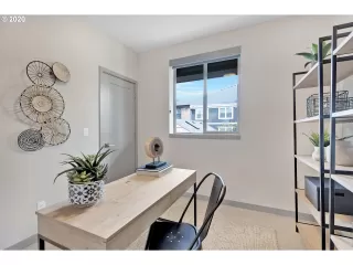 Photo #5: 20088992 Listing 