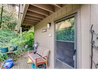 Photo #1: 20089505 Listing