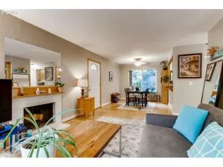 Photo #3: 20089505 Listing