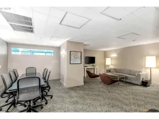 Photo #2: 20089839 Listing