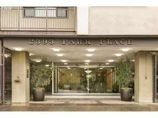 Photo #1: 20089901 Listing