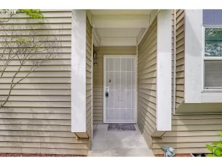 Photo #2: 20090195 Listing