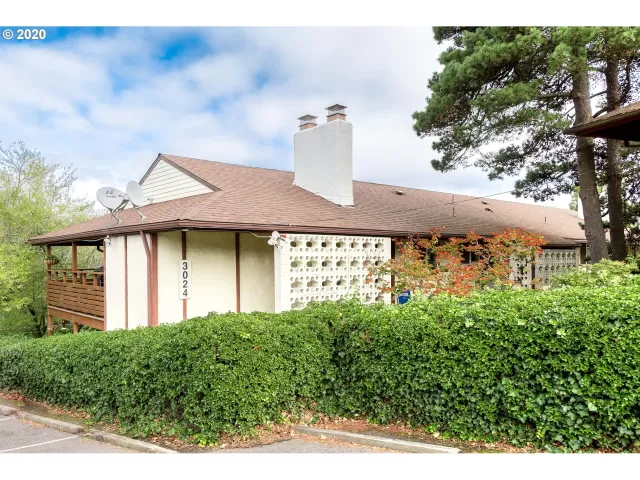 MLS: 20090642 Condo For Sale