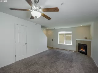 Photo #3: 20091440 Listing