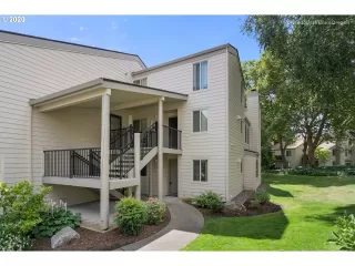 Photo #1: 20091660 Listing 