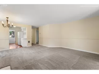 Photo #4: 20091660 Listing 