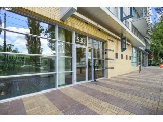 Photo #1: 20092094 Listing 