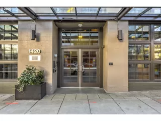 Photo #1: 20092711 Listing 