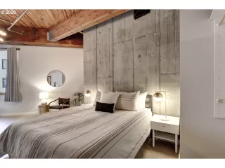 Photo #5: 20092711 Listing 