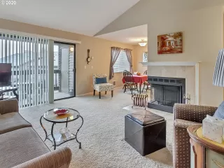 Photo #2: 20092774 Listing