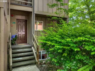 Photo #1: 20093415 Listing 