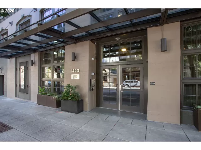 MLS: 20095025 Condo For Sale