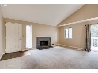 Photo #3: 20095036 Listing 