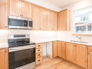 Photo #3: 20095148 Listing 