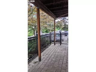 Photo #3: 20095612 Listing