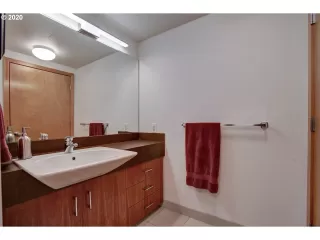 Photo #3: 20097015 Listing