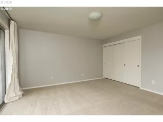 Photo #3: 20097086 Listing