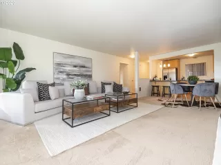 Photo #1: 20097297 Listing