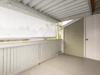 Photo #4: 20097590 Listing