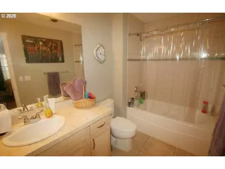 Photo #2: 20097941 Listing 