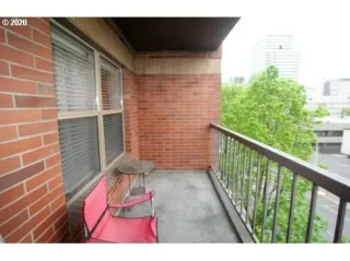 Photo #5: 20097941 Listing 