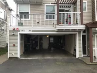 Photo #4: 20099052 Listing