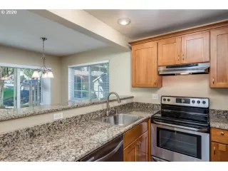 Photo #1: 20099507 Listing 