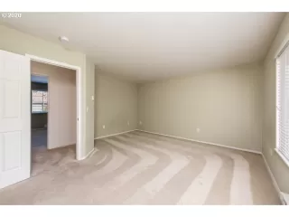 Photo #4: 20099507 Listing 