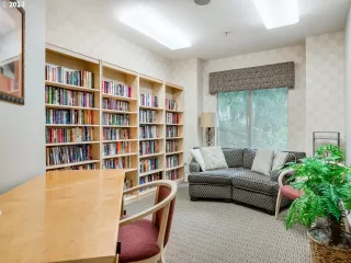 Photo #2: 20099694 Listing