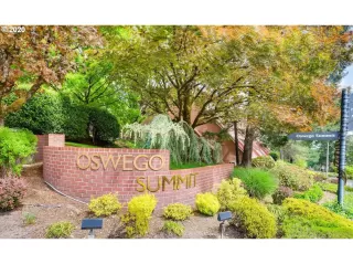 Photo #4: 20100040 Listing