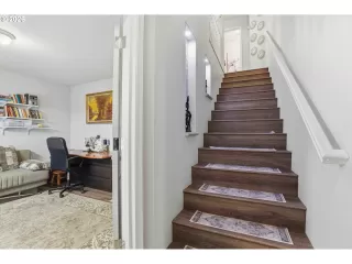 Photo #4: 201003214 Listing 